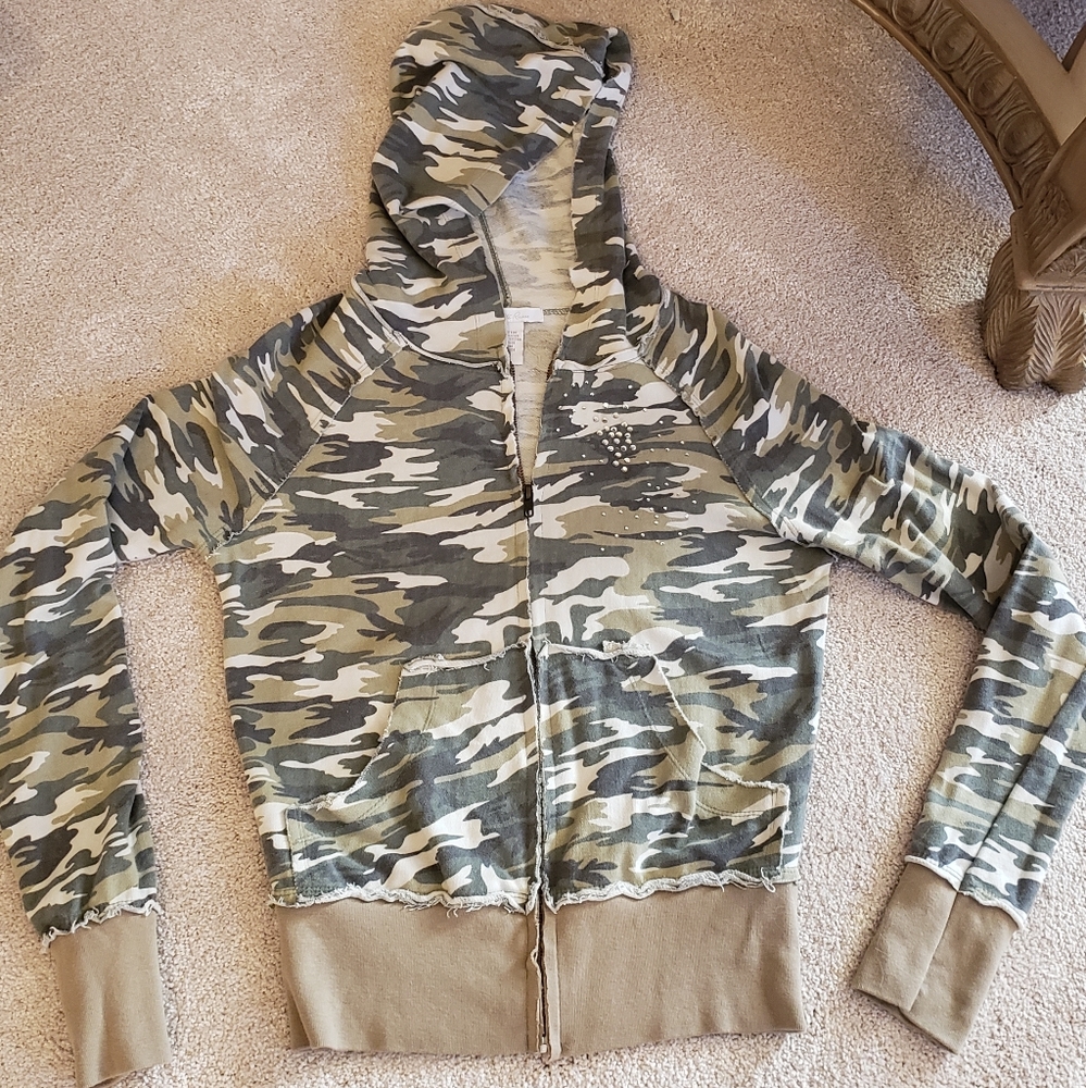 Charlotte Russe Juniors distressed camo hoodie